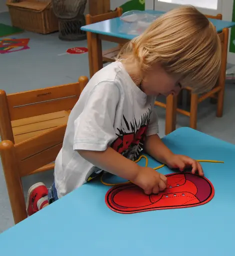 [88012] Kleine Fädel-Schuhe